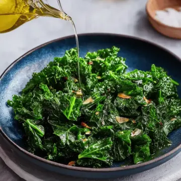 Sautéed Kale with Garlic and Olive Oil
